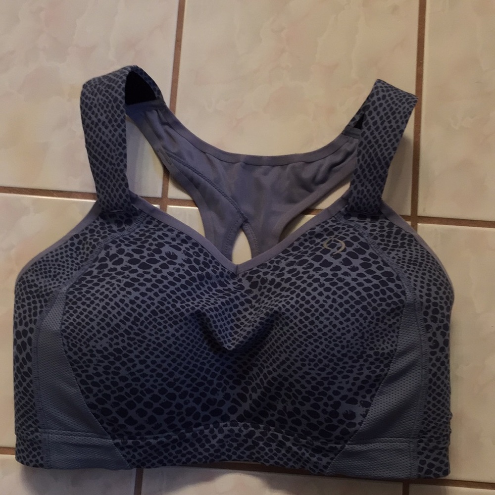Moving Comfort Juno sports bra